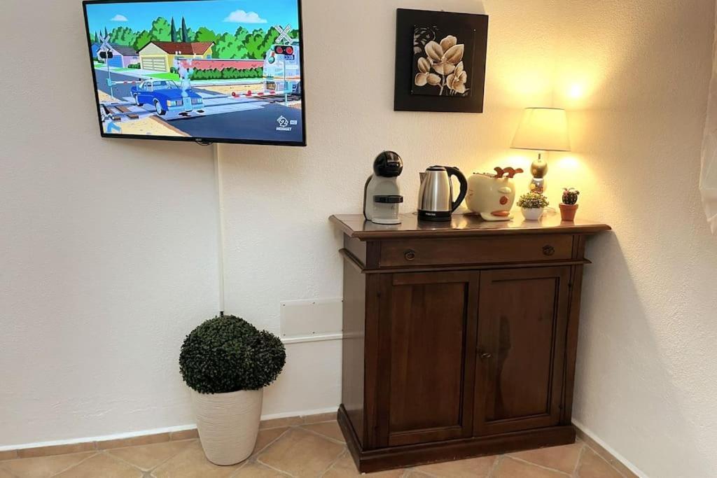 Looney Tunes Home Όλμπια Εξωτερικό φωτογραφία
