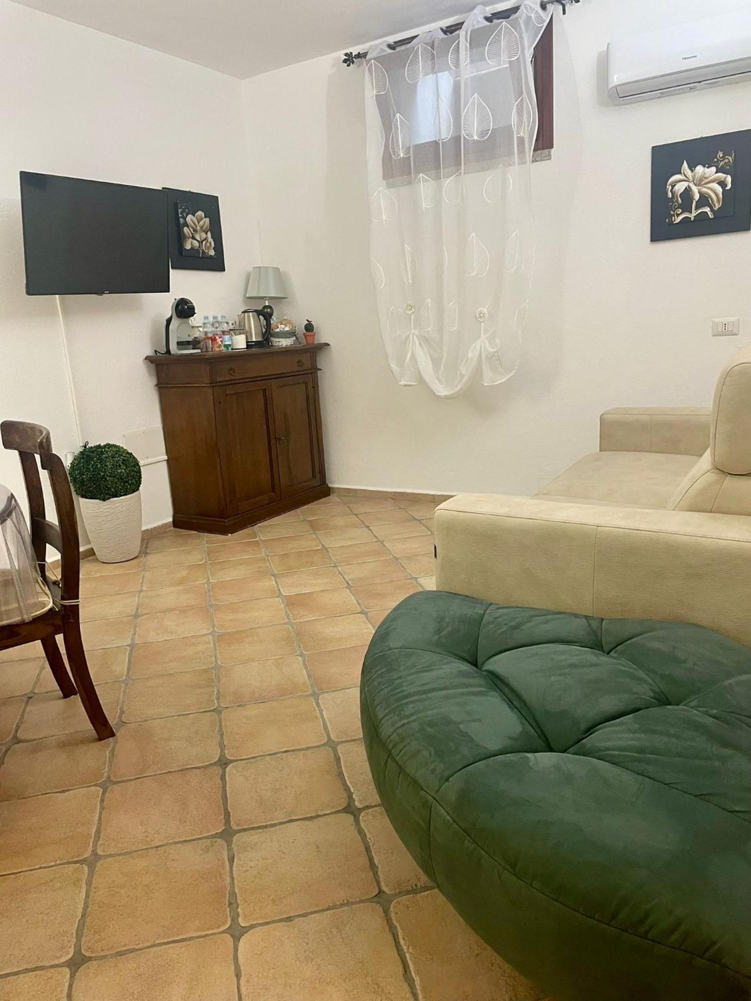 Looney Tunes Home Όλμπια Εξωτερικό φωτογραφία